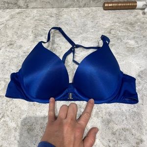 Victoria Secret Bombshell bra. 34A